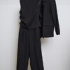 Variation picture for PANTALON RECTO +MUSCULOSA FRUNCE + BLAZER EXTRA GRANDE (NEGRO)