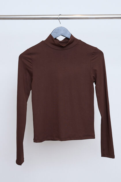 BLUSA MODAL CUELLO ALTO