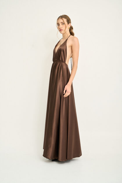 VESTIDO LARGO SATEN PLATO