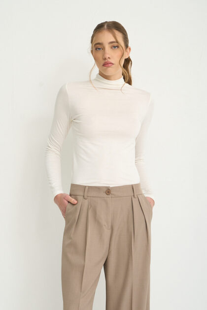 BLUSA MODAL CUELLO ALTO