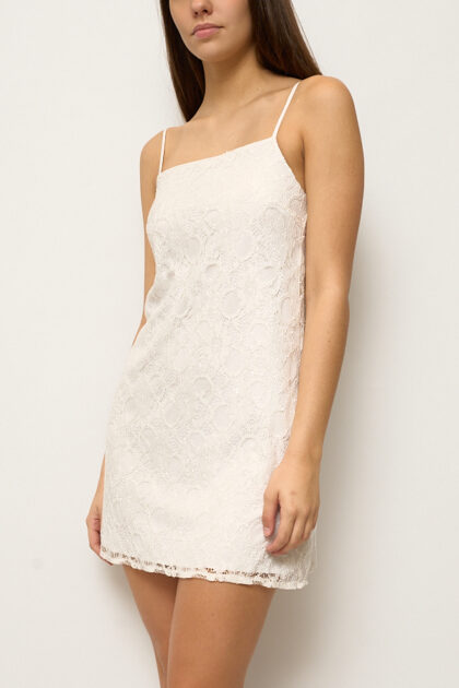VESTIDO CORTO ENCAJE BRILLOSO RECTO