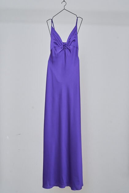 VESTIDO LARGO SATEN V BALLENA