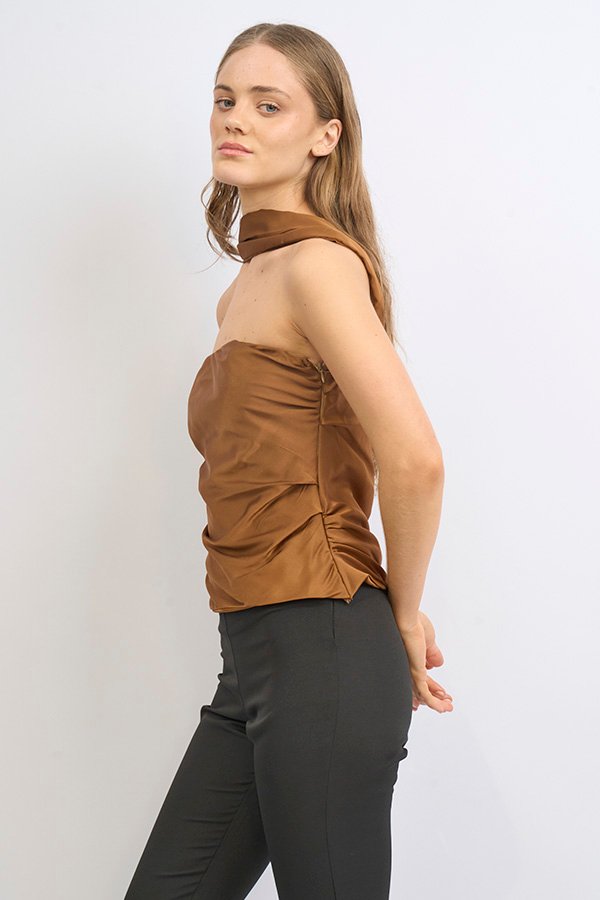 TOP SATEN STRAPLESS LAZO - Image 3