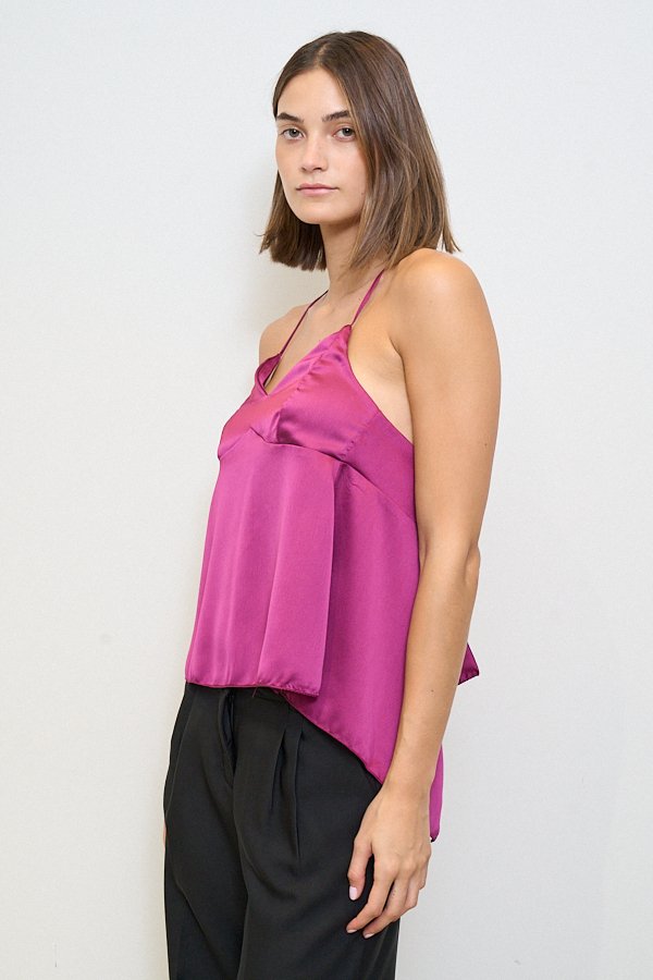TOP SATEN ESPALDA CON VUELO