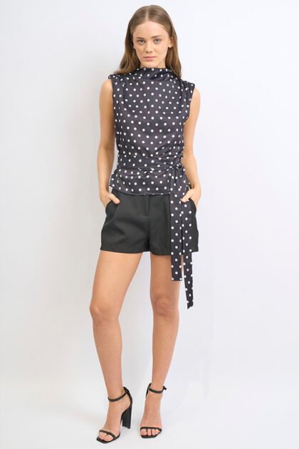 BLUSA SATEN LUNARES HOMBRERAS TIRAS