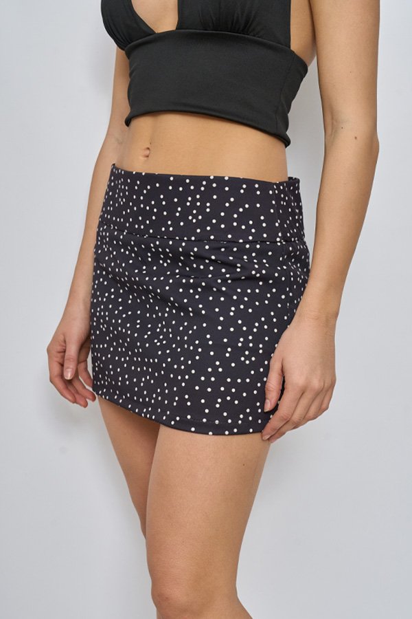 POLLERA SASTRERO LUNARES BASICO
